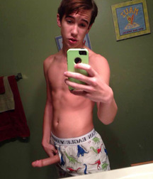 Selfie boys on Saturdays gay porn tube 6120ddc8ead93.jpeg