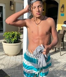 Random Boys gay porn tube 614c75225ff09.jpeg