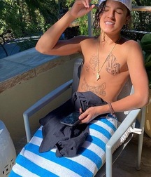 Random Hot Straight (possibly guy) Boys Twink Tube 6182e4c3d3c1e.jpeg