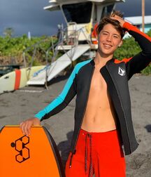 Random Hot Straight (possibly guy) Boys Twink Tube 6182e4dd49421.jpeg