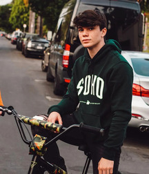 Random Hot Straight (possibly guy) Boys Twink Tube 6182e50a7f76b.jpeg