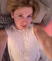 Early Christmas Present from Evan Wade gay porn 61ad2f33a4464.jpeg