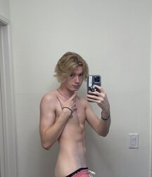 Social Media Star 19yo Evan Wade gay porn tube boys 6212c26fca7da.jpeg
