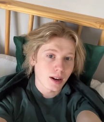 19yo Social Media Star Evan Wade 69 gay porn tube boys 6244a102808aa.jpeg