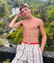 Random Hot Straight Boys porn tube guys lads 626f0bd63b438.jpeg