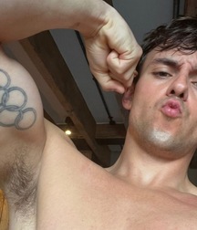 Celeb Kntter 27yo Tom Daley gay porn tube hot boys 6282d80417e01.jpeg