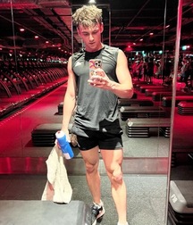 Celeb Kntter 27yo Tom Daley gay porn tube hot boys 6282d81d335dd.jpeg