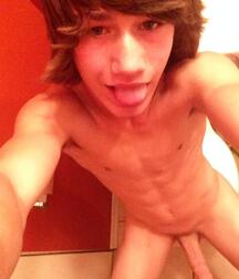 Teens With Their Cocks Out Enjoy boys porn lads guys selfie 6298cc9d0aa1f.jpeg