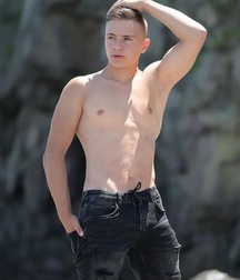 Random Social Media Boys 58 pics lads fit guys straight  62c0bb509657a.jpeg