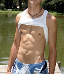 Tank top  5cc82d2d32675.jpeg