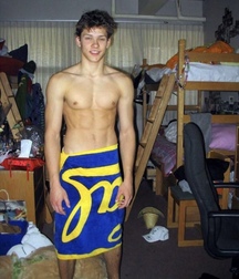 Shirtless  5ccbfca1e676f.jpeg