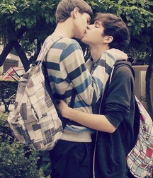 Kissing  5cda8ef3296c2.jpeg