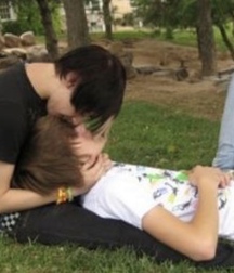 Kissing  5cda8f035e203.jpeg