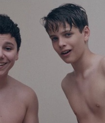 Shirtless  5d37fccde21c6.jpeg
