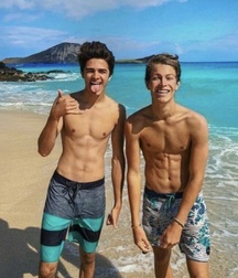Shirtless  5d37fccf863ff.jpeg