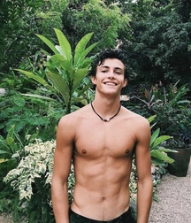 Shirtless  5d37fcd64f68b.jpeg