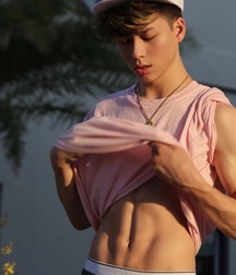 Shirtless  5d37fce38a08b.jpeg