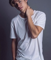 Twinks 5d772f7f4ad6f.jpeg