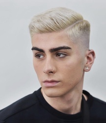 Blonde boys  5d836362652af.jpeg