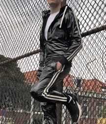 More boys  5db69ab96e01c.jpeg