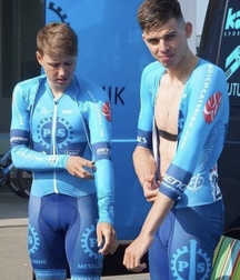 Sportler  5dc6f6c3617b4.jpeg