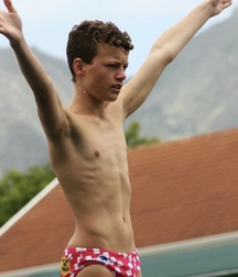 Boys Photos Shirtless Straight  5e2051daf05a8.jpeg
