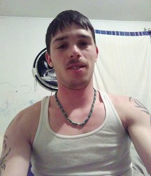 me jeremy.poole age 19 5c8ca02d9db26.jpg