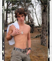 Cute Twinks 001 5ca1118781db3.jpg