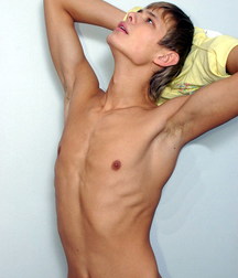 Cute Twinks 006 5ca12cdd0157d.jpg