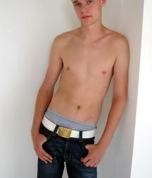 Cute Twinks 006 5ca12cea1369b.jpg