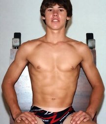 Cute Twinks 007 5ca1311e6b325.jpg