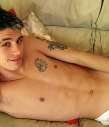 Cute Twinks 008 5ca13911a26de.jpg