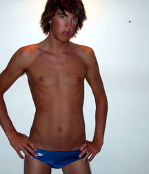 Cute Twinks 019 5ca3c6cc7337d.jpg