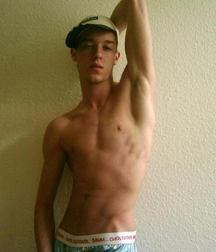 Cute Twinks 020 5ca3cf40dd3c3.jpg