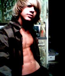 Cute Twinks 028 5ca5b8f10b7b9.jpg