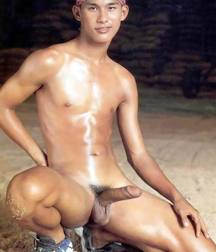 Cute Twinks 030 5ca68a4a87942.jpg