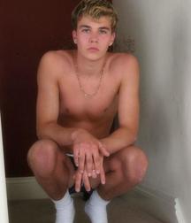 Cute Twinks 031 5ca68ed032b39.jpg