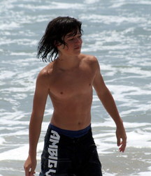 Cute Twinks 032 5ca69499d1fbc.jpg