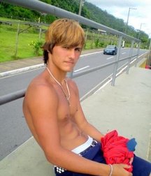 Cute Twinks 046 5cab9767239d2.jpg