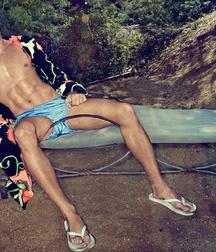 Cute Twinks 058 5cad13874acd2.jpg