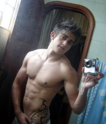 Cute Twinks 063 5cad254bb9fb9.jpg