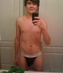 Cute Twinks 064 5cad26c9641e8.jpg