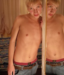 Cute Twinks 066 5cae3bd2aec54.jpg