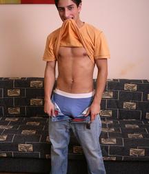 Cute Twinks 073 5caf8d5550583.jpg
