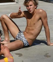 Cute Twinks 076 5cb103838a077.jpg