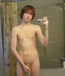Cute Twinks 076 5cb1039ba3dc4.jpg