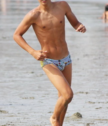 Hot Boys 08 5cca0a8647019.jpg