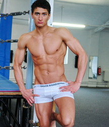 Muscular 05 5cca0f515df0c.jpg
