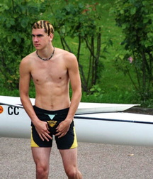 Hot Boys 10 5cca1299235e0.jpg