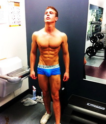 Hot Boys 10 5cca129b0ab50.jpg